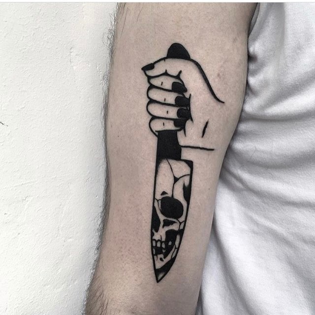 Hand with a knife tattoo by Ignacio TTD