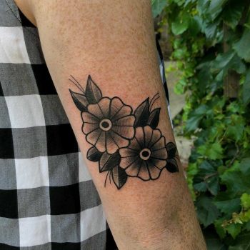 Shading flowers tattoo