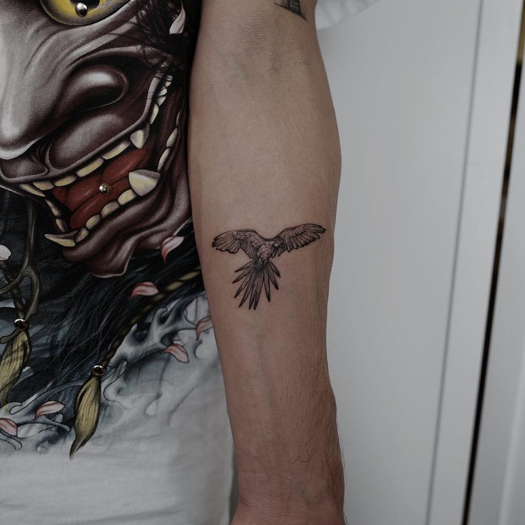 Minimalist crow tattoo - Tattoogrid.net