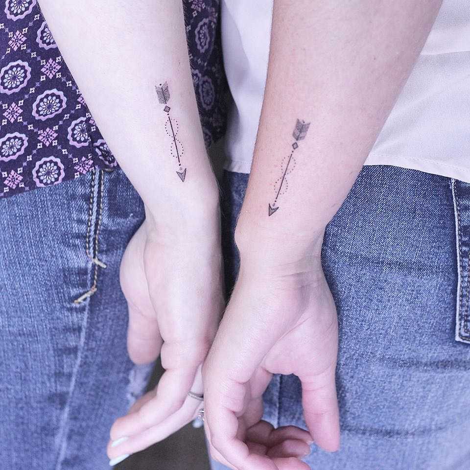 Matching arrows by Lindsay April