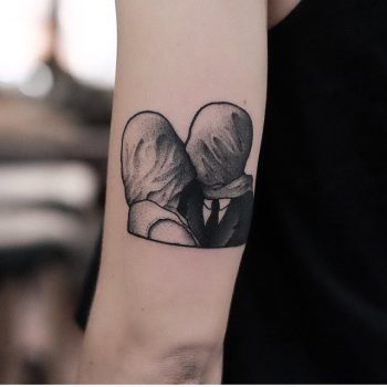 Blind kiss tattoo by Jonas Ribeiro