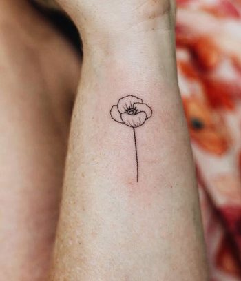 Little fine line poppy by Kalula Tattoo