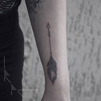 Mini arrow tattoo by Rach Ainsworth