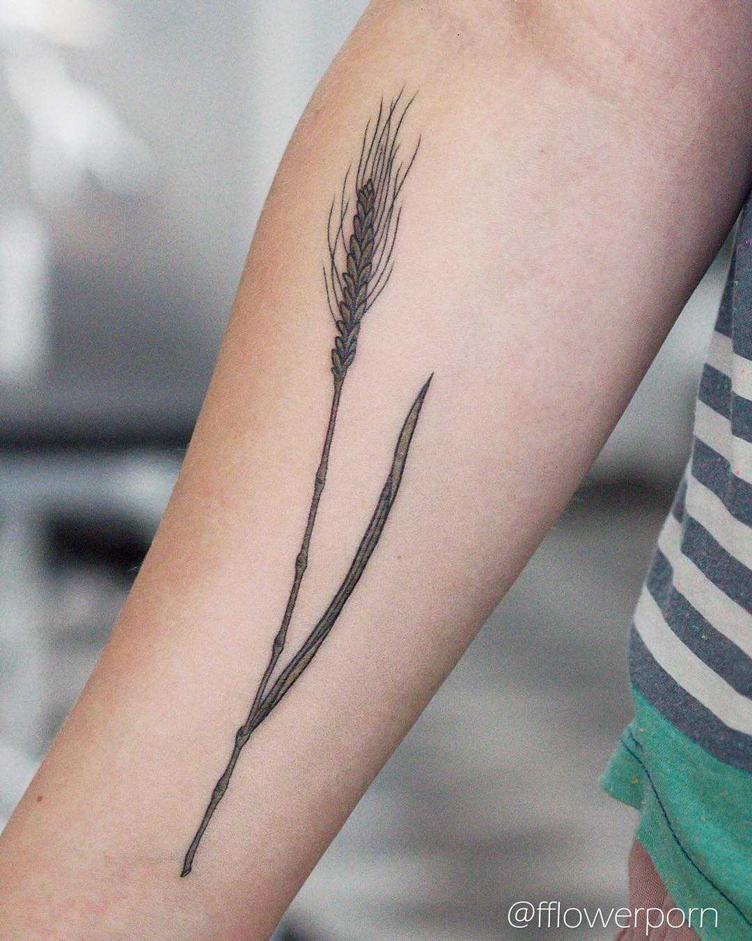 Single wheat straw tattoo