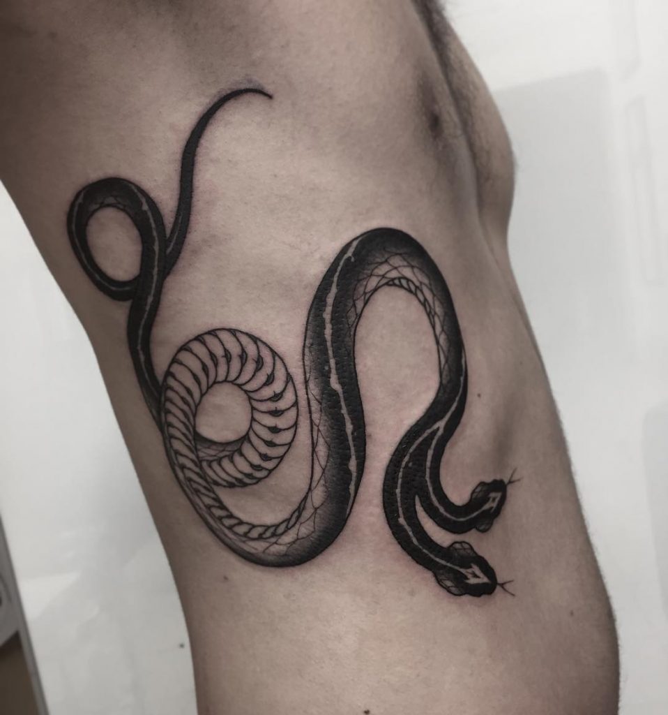 Rib Cage Tattoos: Take A Look At These Amazing Rib Tattoo Ideas