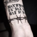 Barbed wire braclet by Chino Tattooer