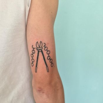 Bolt cutters tattoo by tattooist yeahdope