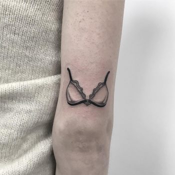 Bra tattoo by tattooist Smutek
