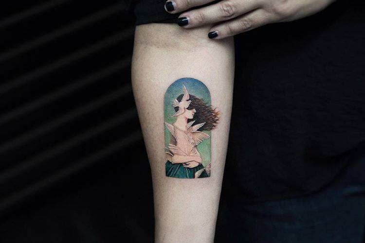 Christian Schloe’s painting tattoo by Eva Krbdk