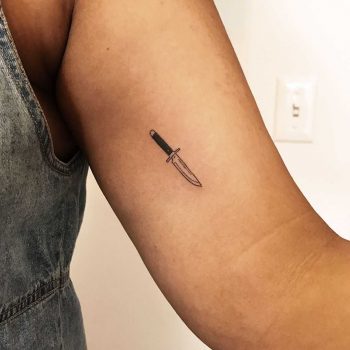 Hand-poked micro knife tattoo by Kelli Kikcio