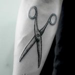Scissors tattoo by Andrei Svetov
