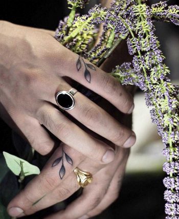 Tiny leaves on fingers