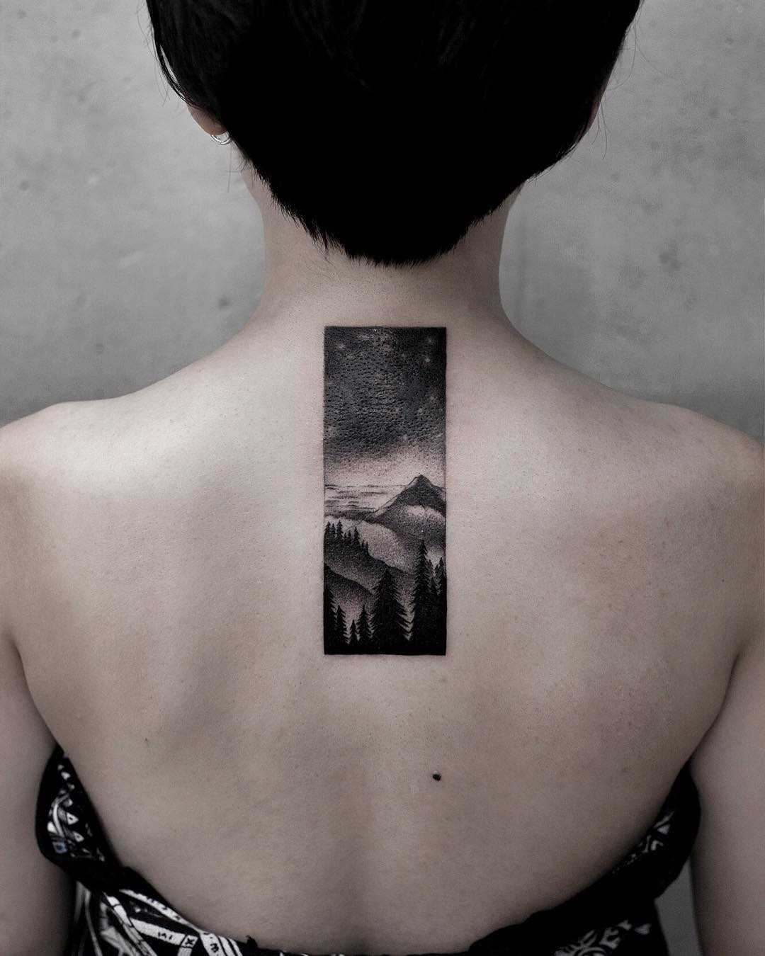 Beautiful cover up tattoo by Aki Wong 