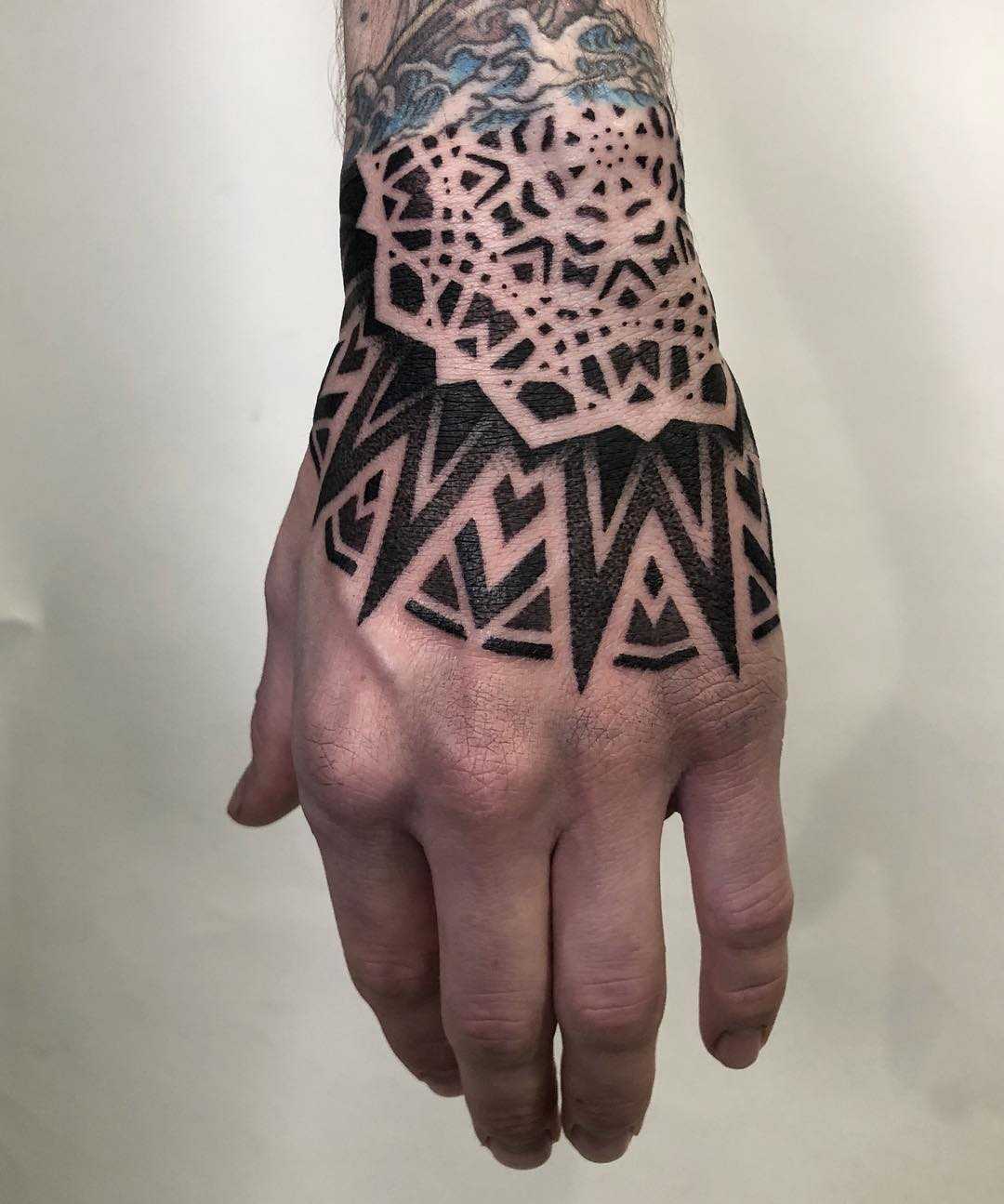 Blackwork mandala by Tamara Lee