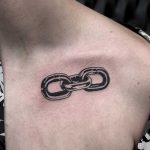 Chain link tattoo by Loz McLean