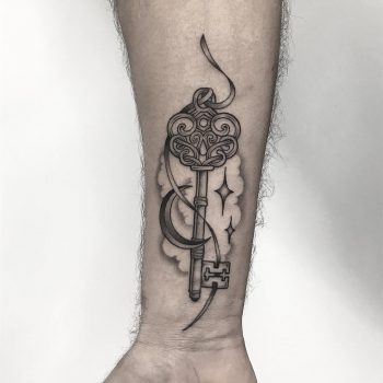 Magic key tattoo by tattooist Smutek