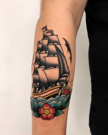 Traditional ship by Łukasz Krupiński