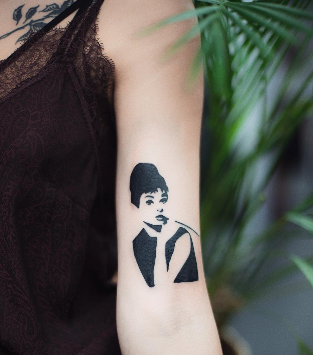 Audrey Hepburn tattoo by Dżudi Bazgrole