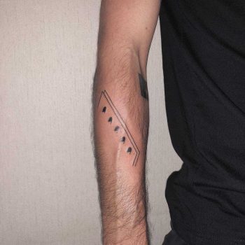 Minimalist bridge tattoo by Jessica Rubbish