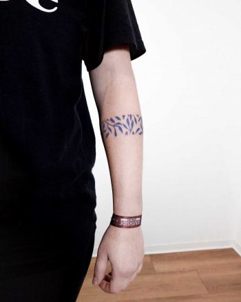 Blue leaf pattern wrap around by Ann Gilberg