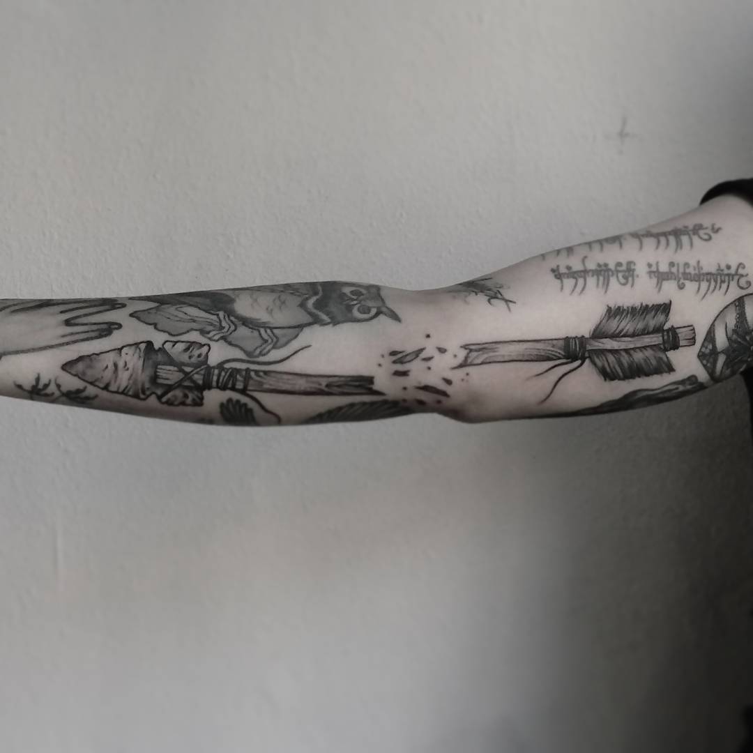 Broken arrow by Hand Job Tattoo