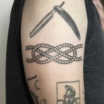 Cool knot by tattooist Spence @zz tattoo