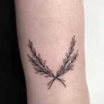 Little twigs by tattooist Spence @zz tattoo