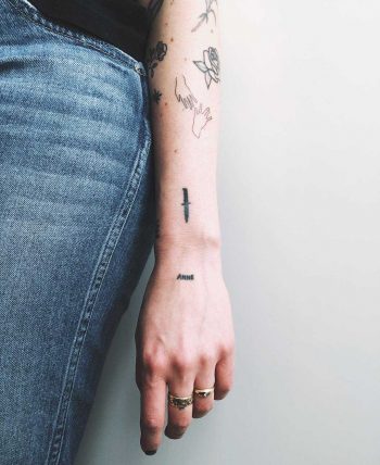 Micro knife tattoo by Kelli Kikcio