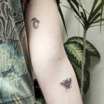 Bee tattoo by Melanie Benyahya