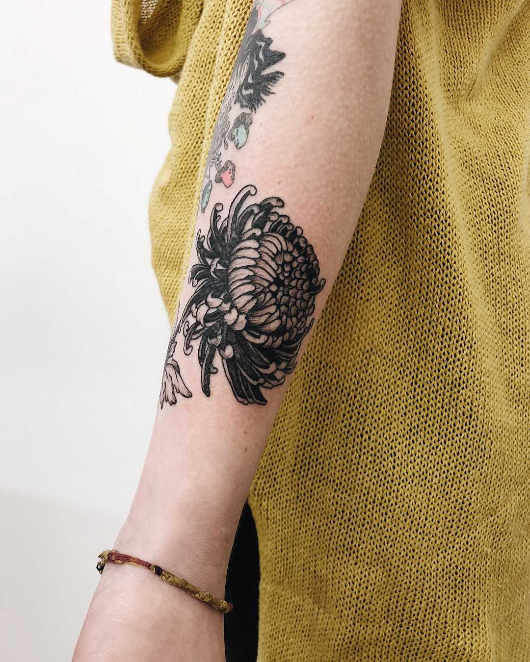 Chrysanthemum tattoo by Finley Jordan