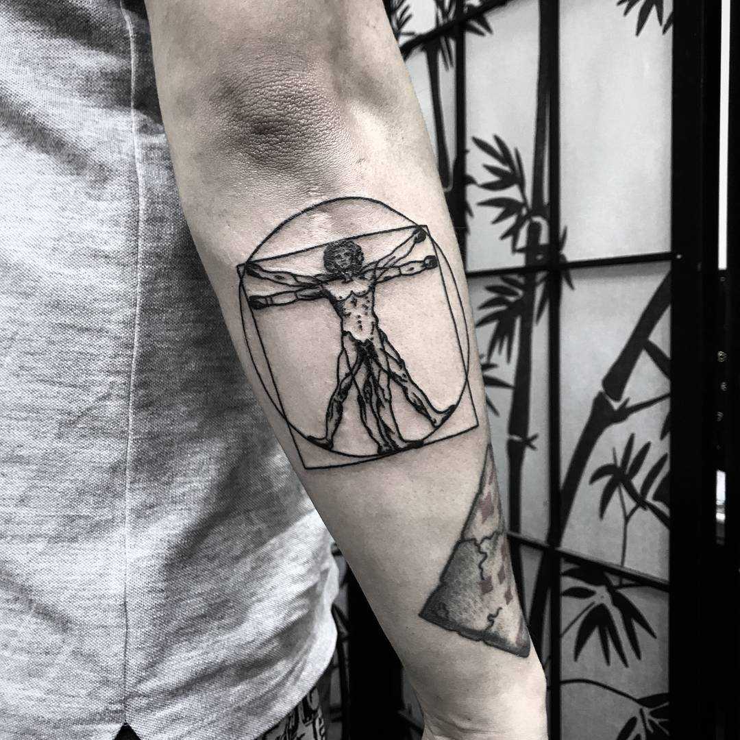 Homem Vitruviano by tattooist gvsxrt