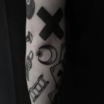 Moon and an x by tattooist yeontaan