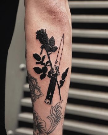 Rose and butterfly knife by Loz McLean