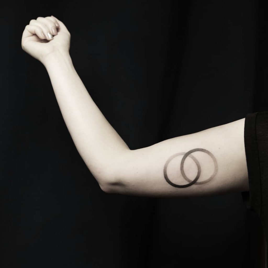 Geometric Tattoos Discover The Most Beautiful Geometric Tattoo Designs