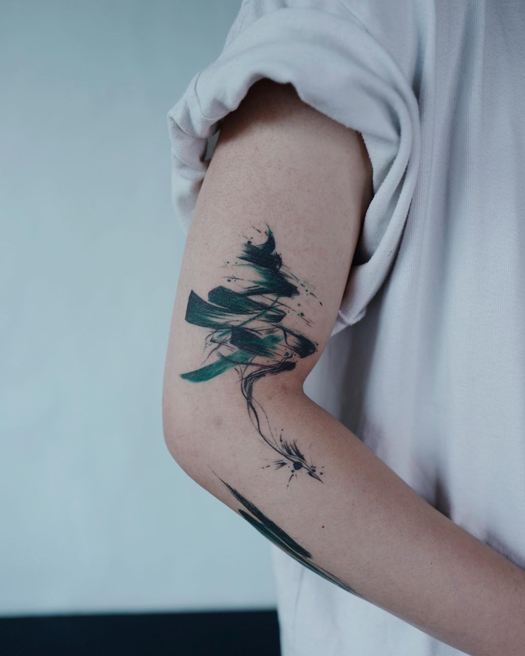 Abstract tree tattoo by Studio Bysol