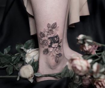 Cover-up flowers by tattooist Goyo