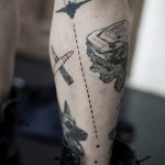 Cutting line tattoo by tattooist Oozy