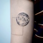Full moon tattoo by Studio Bysol