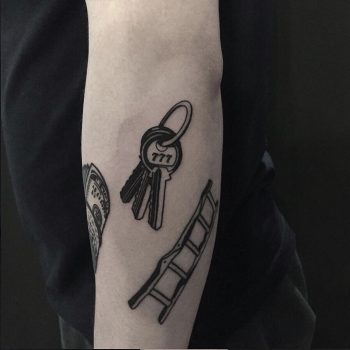 Key bundle tattoo by tattooist yeontaan