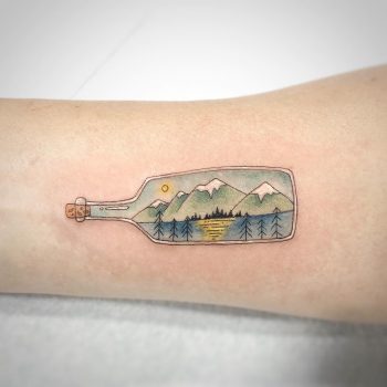Scene in a bottle by tattooist G.NO