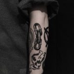 Black chainlink by tattooist yeontaan