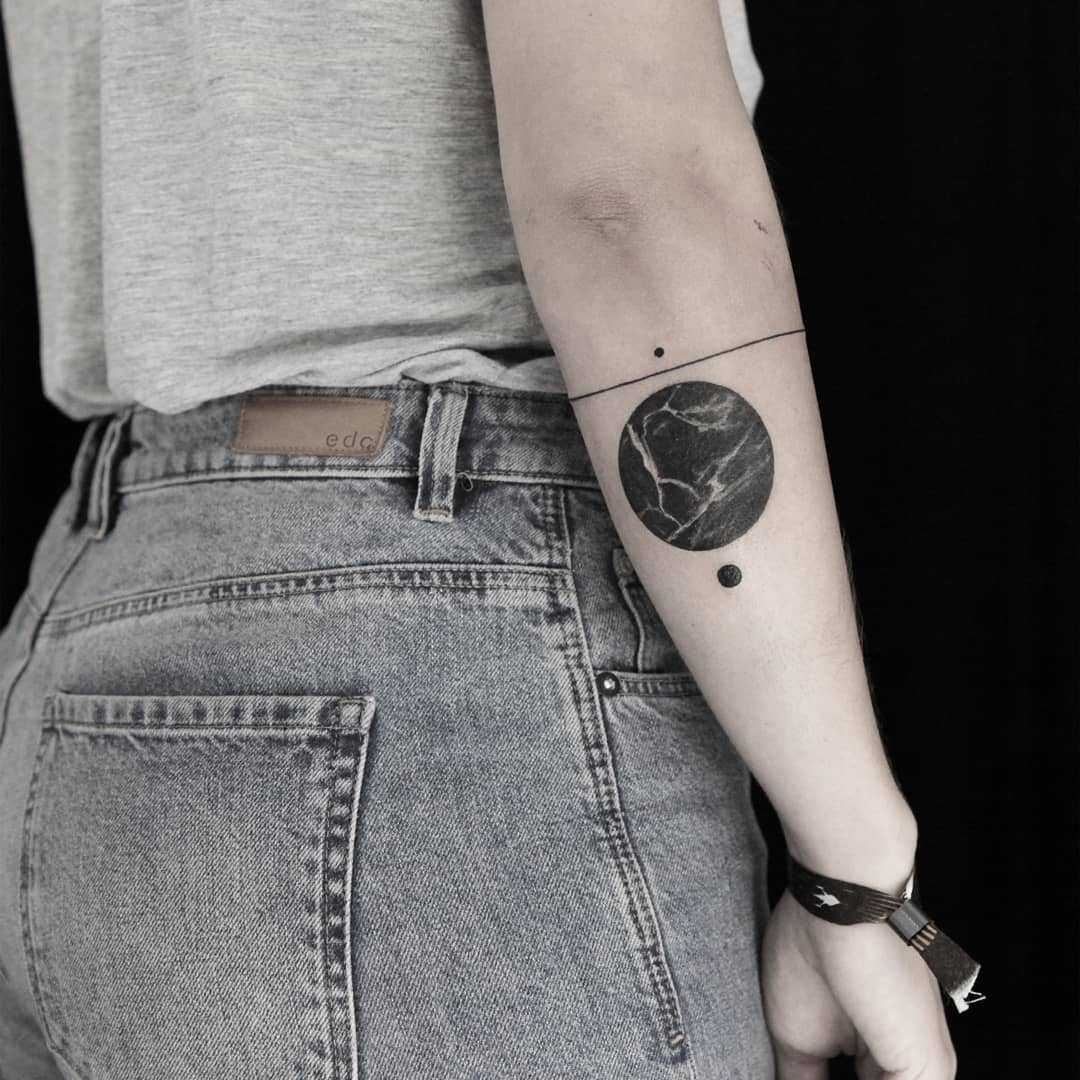 Black marble tattoo by Aga Kura