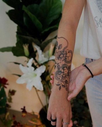 Cover-up by tattooist Goyo