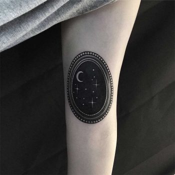 Cover-up mirror by tattooist yeontaan