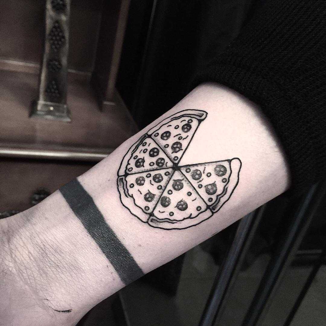Pizza by tattooist yeontaan