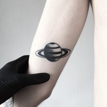 Saturn by tattooist pokeeeeeeeoh