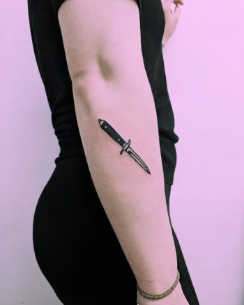 Small knife by Tristan Ritter