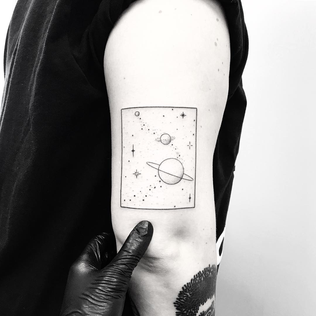 Space piece by tattooist pokeeeeeeeoh