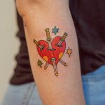 Swords and heart by tattooist Bongkee