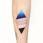 Abstract rhombus by tattooist Ida